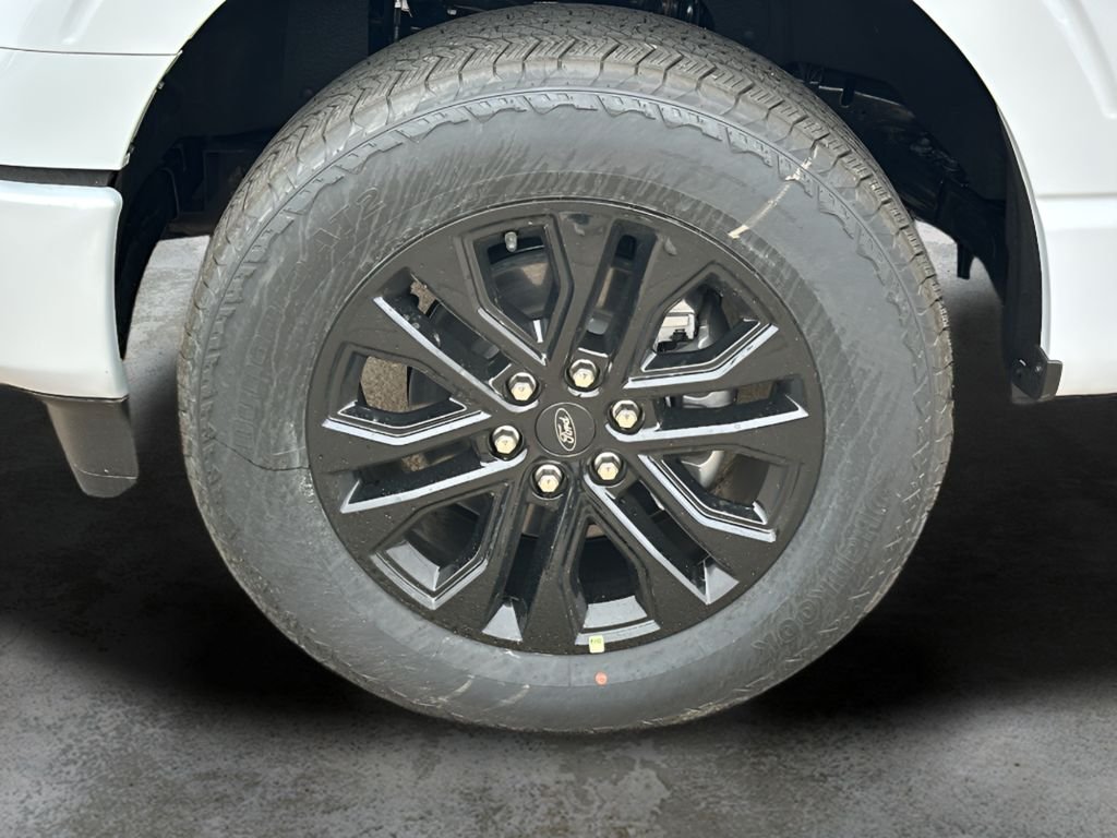 New 2025 Space White Metallic Ford Lariat® image 39