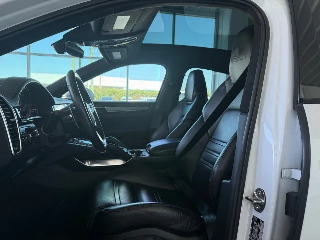 Used 2020 White Porsche Turbo image 7