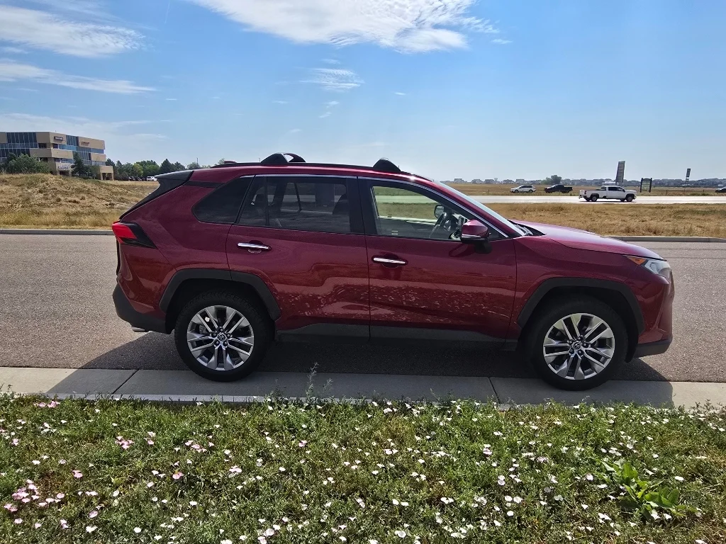 Used 2019 Ruby Flare Pearl Toyota Limited image 6