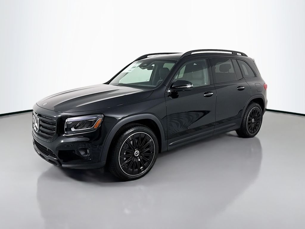 2026 Mercedes-Benz GLB GLB 250 4MATIC's photo