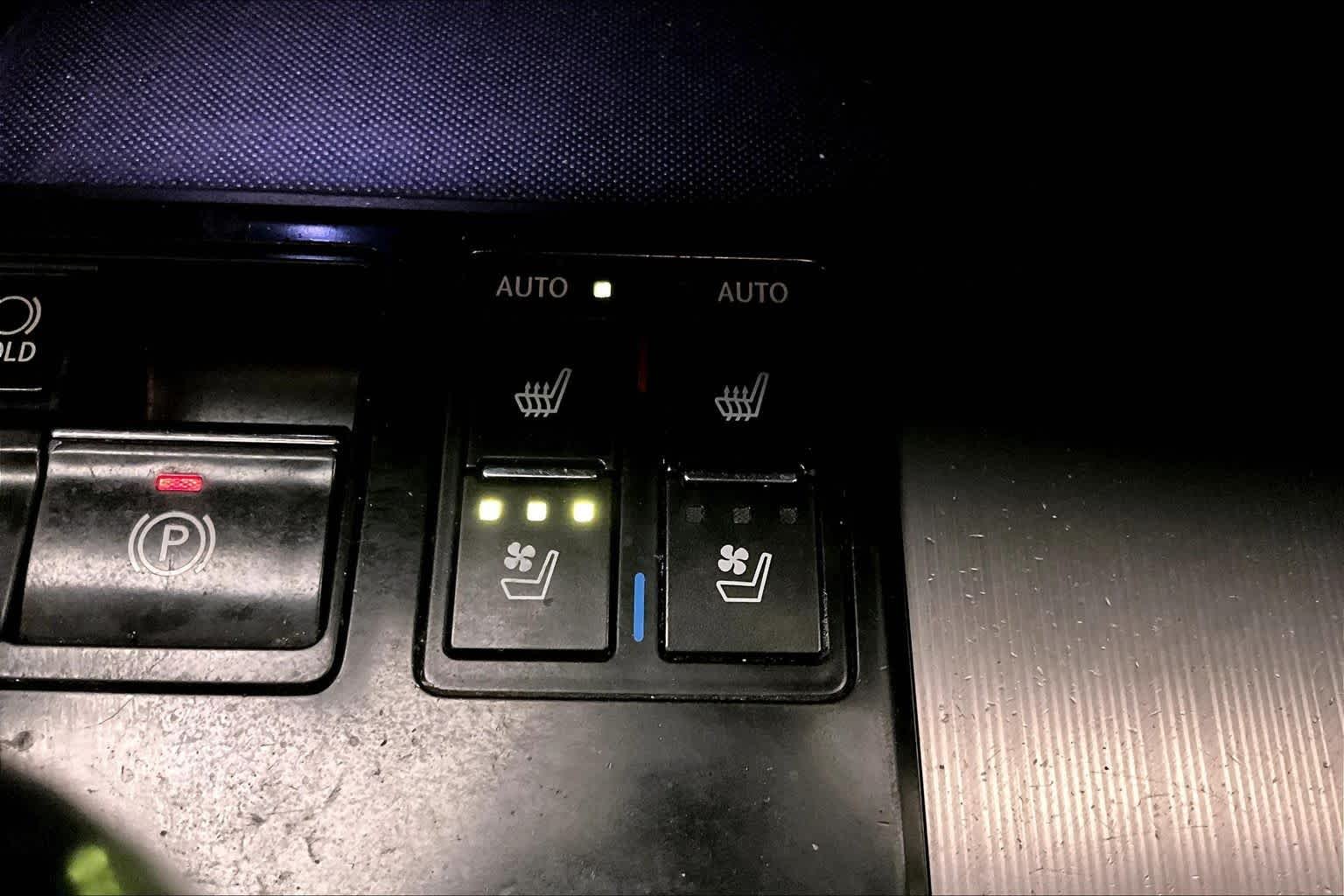 Used 2017 Atomic Silver Lexus  image 33
