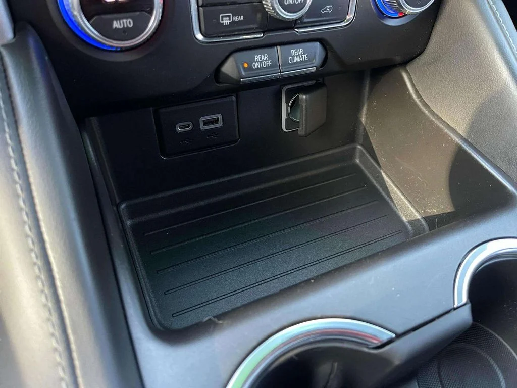 Used 2022 Onyx Black GMC SLE image 14