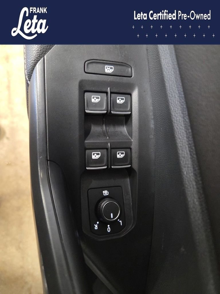 Used 2025 Deep Black Pearl Volkswagen  image 21