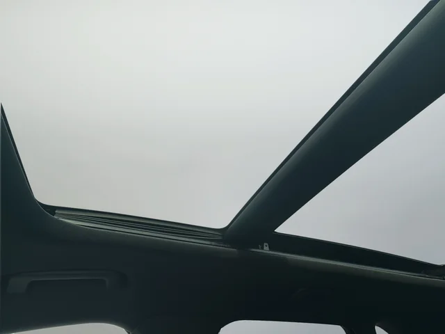 Used 2019 Gray Lincoln Reserve image 19