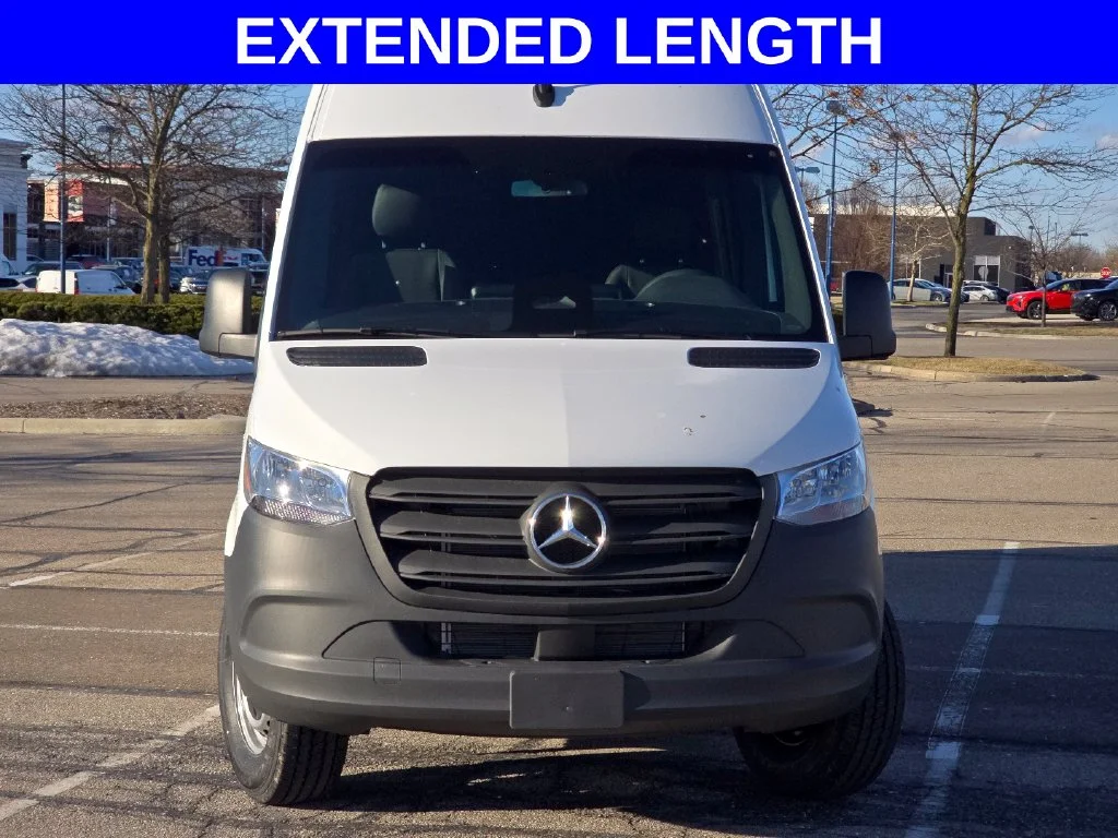 New 2026 Arctic White Mercedes-Benz Cargo 170 WB image 8