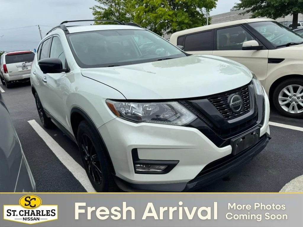 2018 Nissan Rogue SV FWD's photo