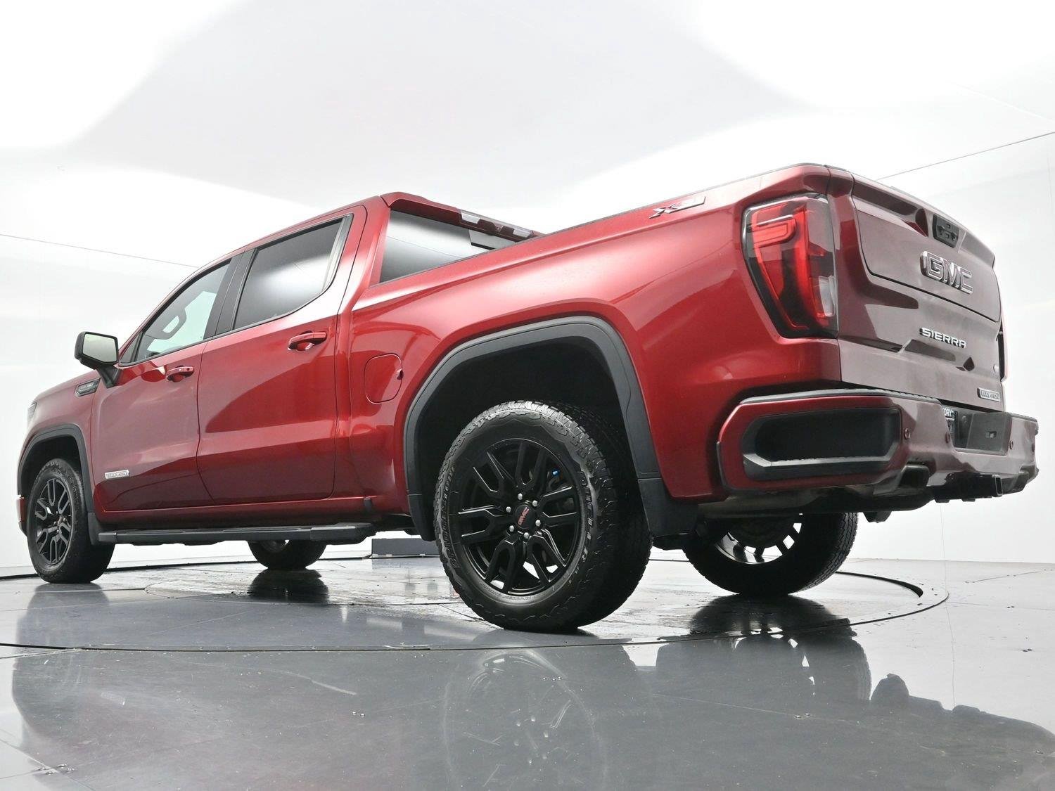Used 2023 Volcanic Red Tintcoat GMC Elevation image 46