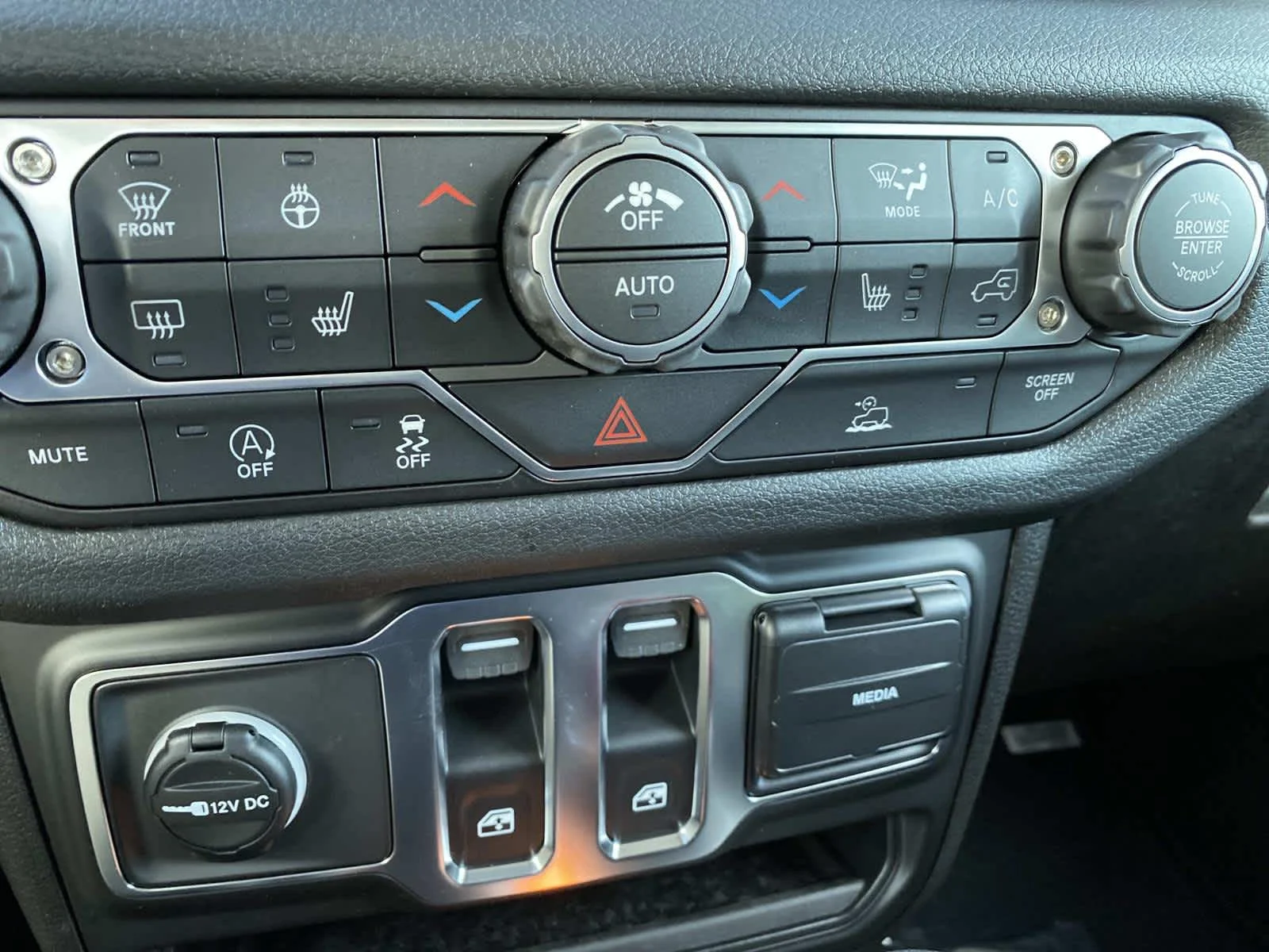 New 2026 41 Jeep Sport S image 11