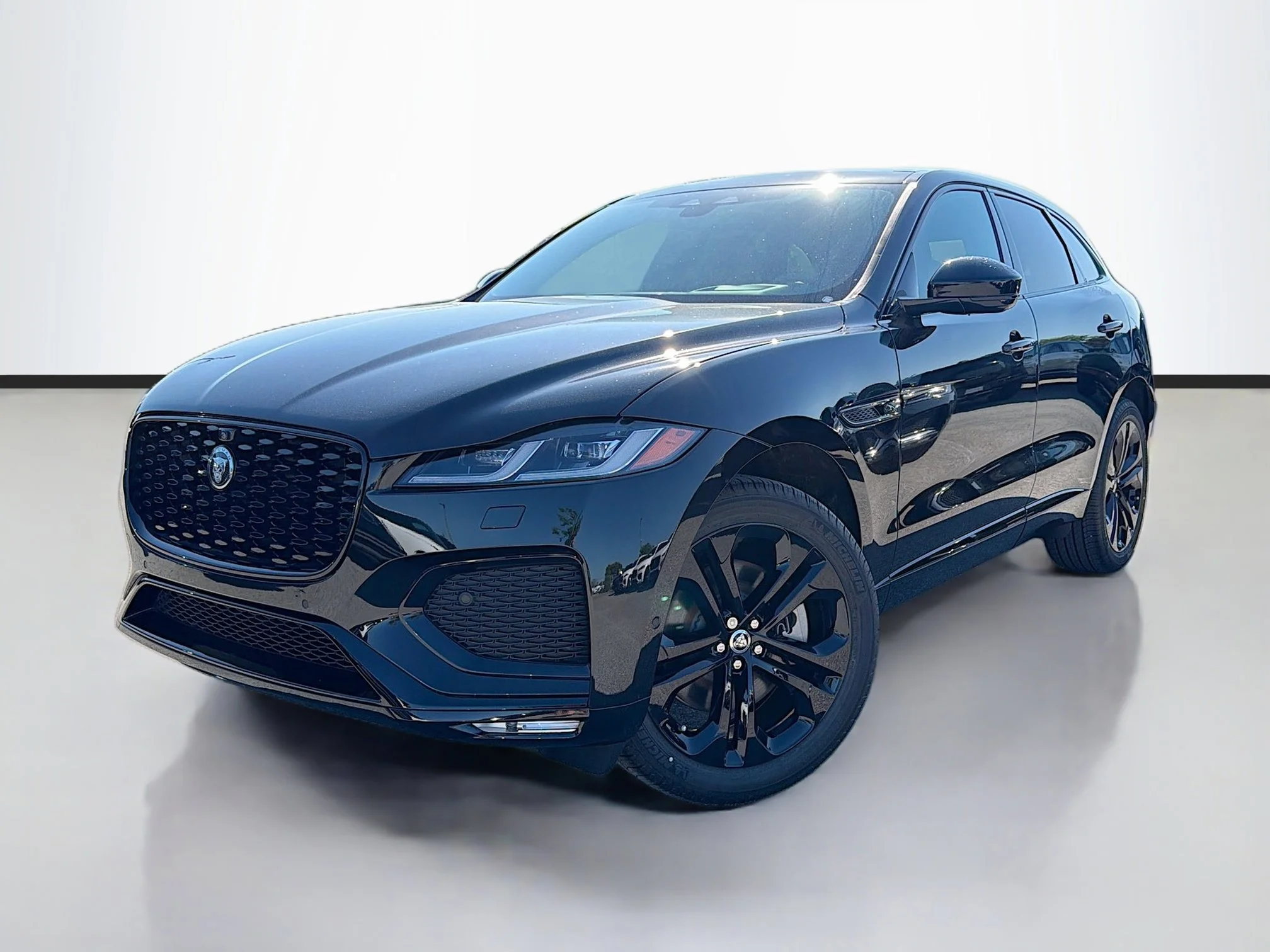 2026 Jaguar F-PACE P250 R-Dynamic S's photo