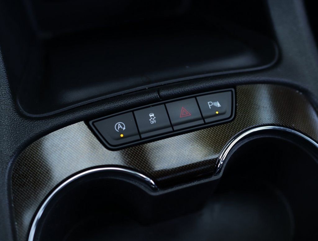 2023 GMC Acadia AT4 - Photo 18