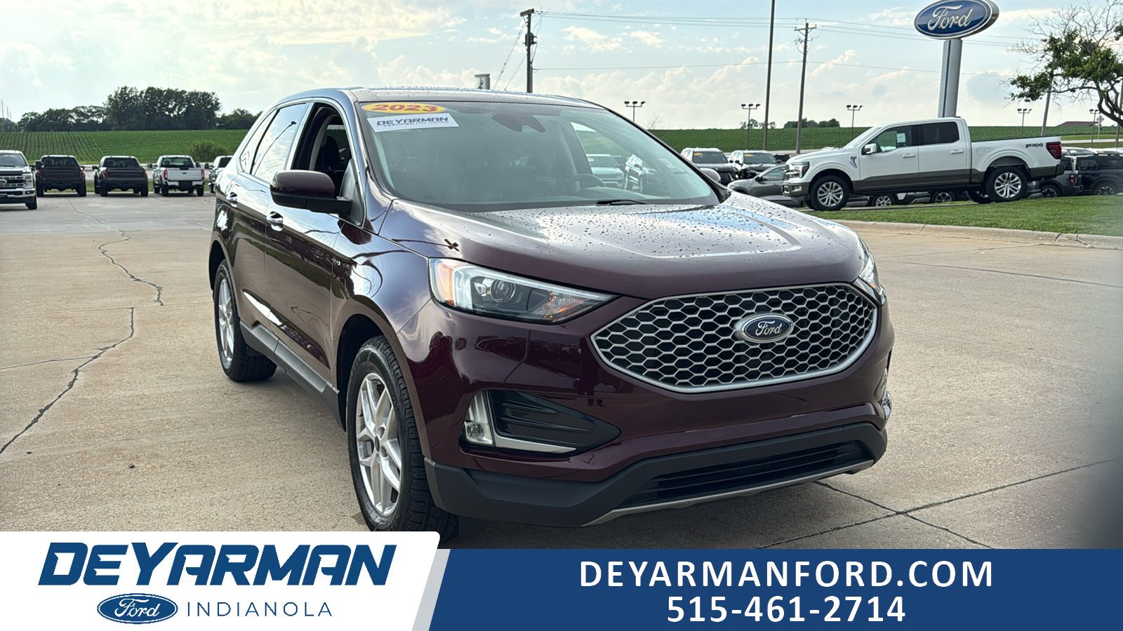 Used 2023 Red Ford SEL image 1