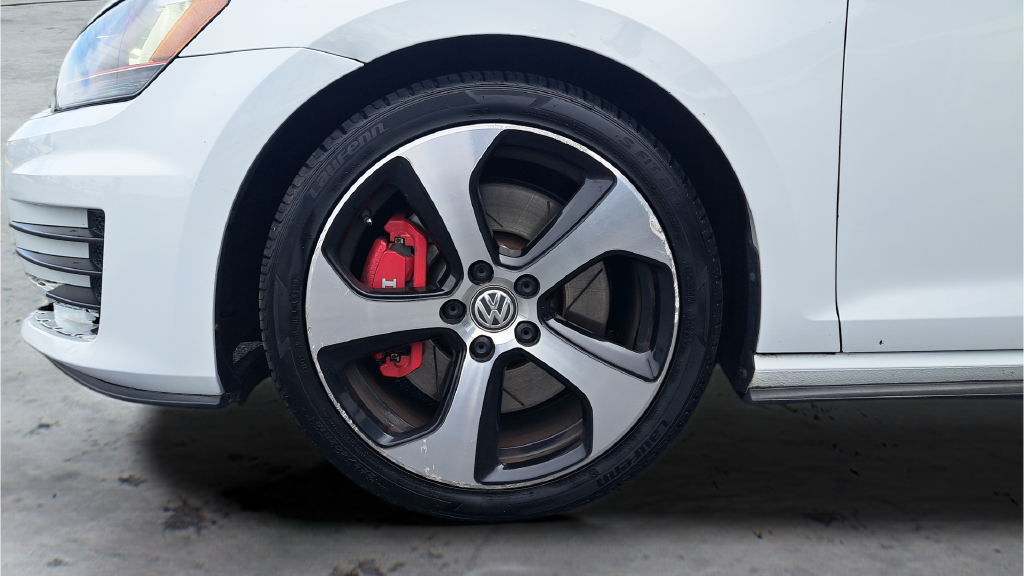 Used 2017  Volkswagen Sport image 62