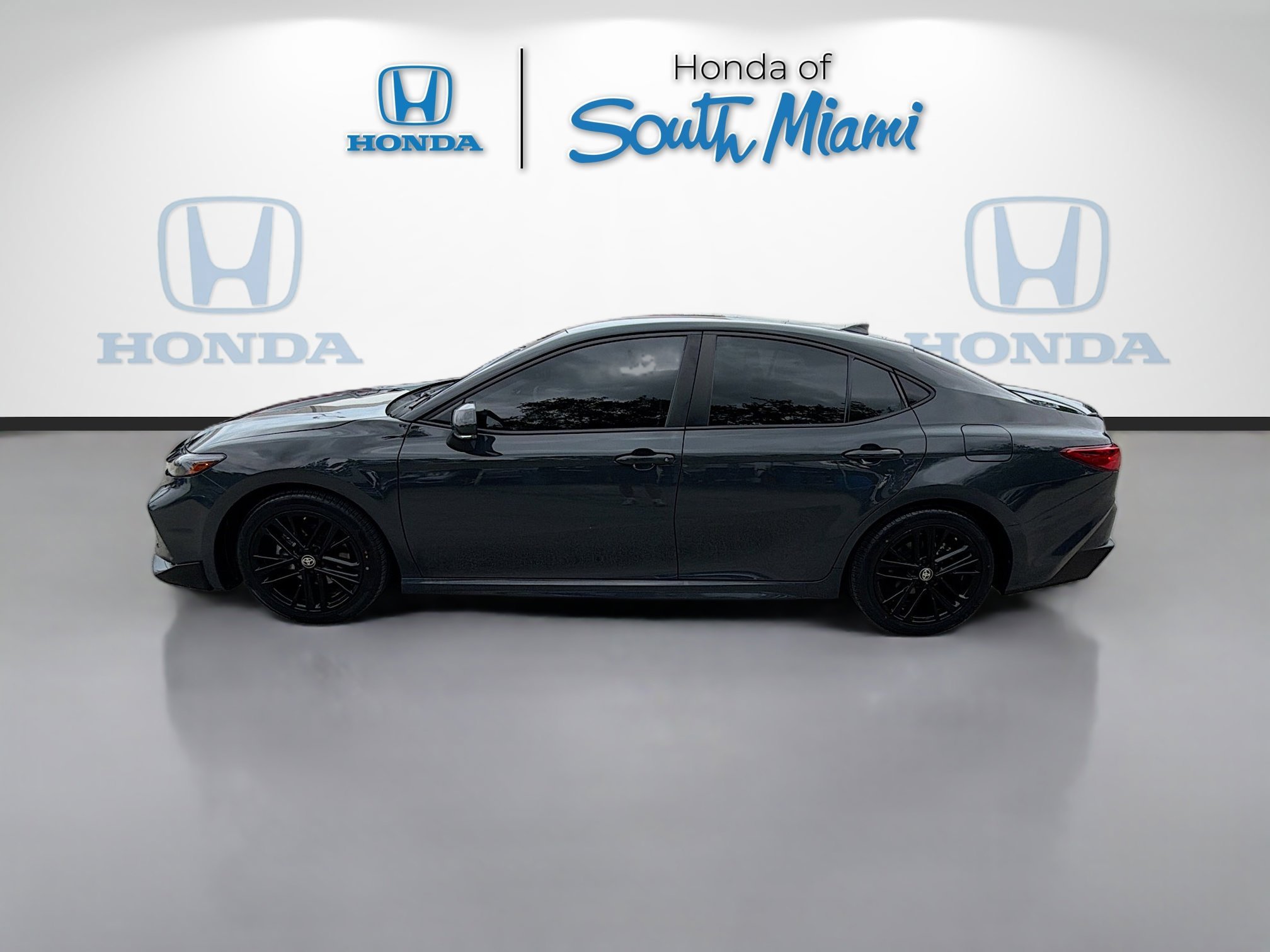 Used 2025 Underground Toyota SE image 4