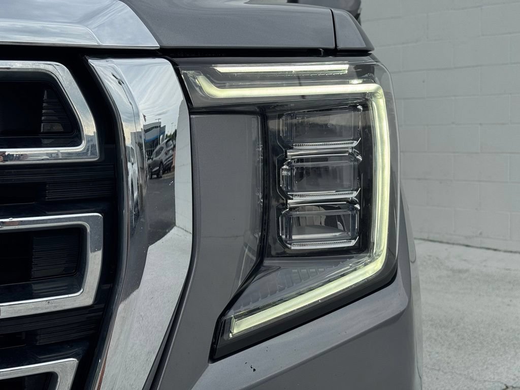 Used 2022 Satin Steel Metallic GMC SLT image 11