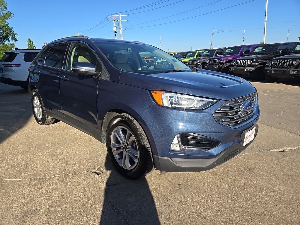 Used 2019 Blue Ford SEL image 13