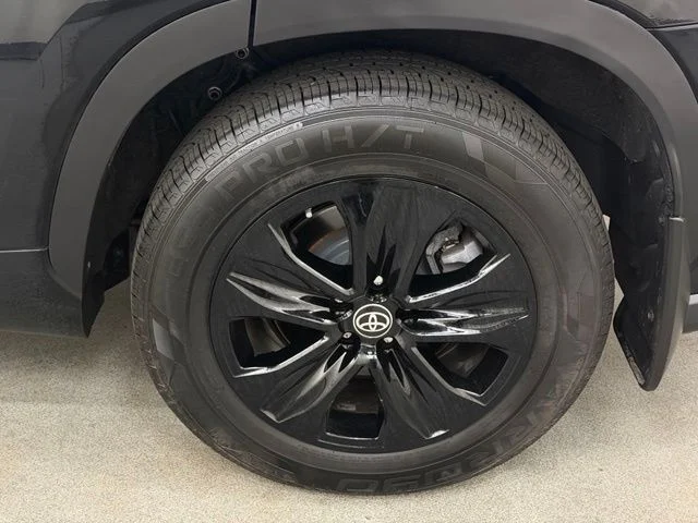 Used 2023 Black Toyota XLE image 36