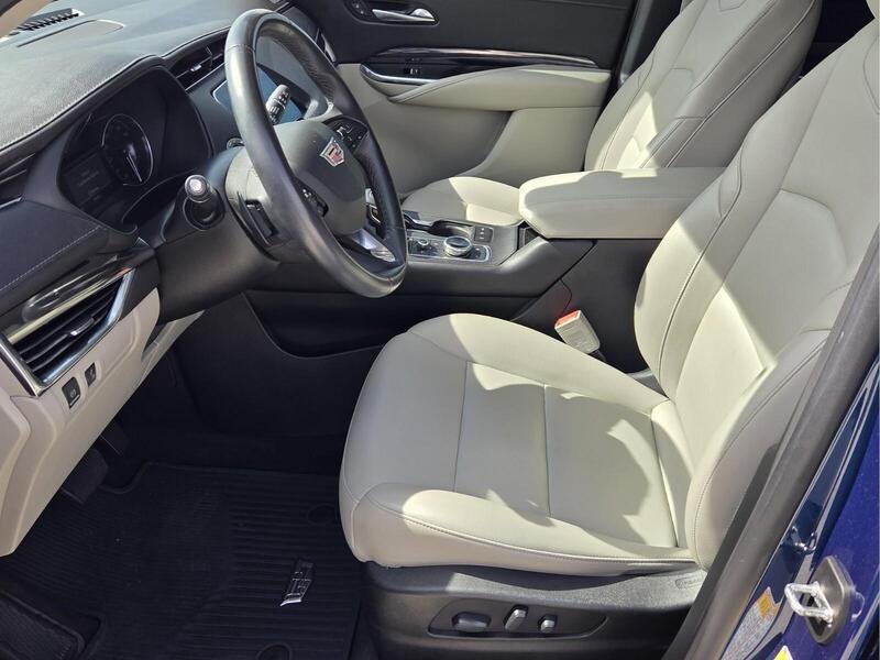 Used 2019 Atlantic Metallic CADILLAC FWD 4DR LUXURY image 10