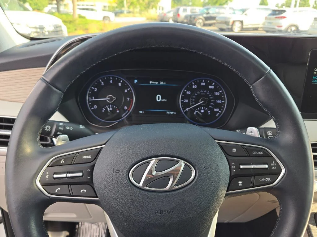 Used 2022 White Hyundai SEL image 30