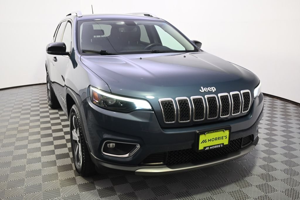 Used 2019 Blue Jeep Limited image 9
