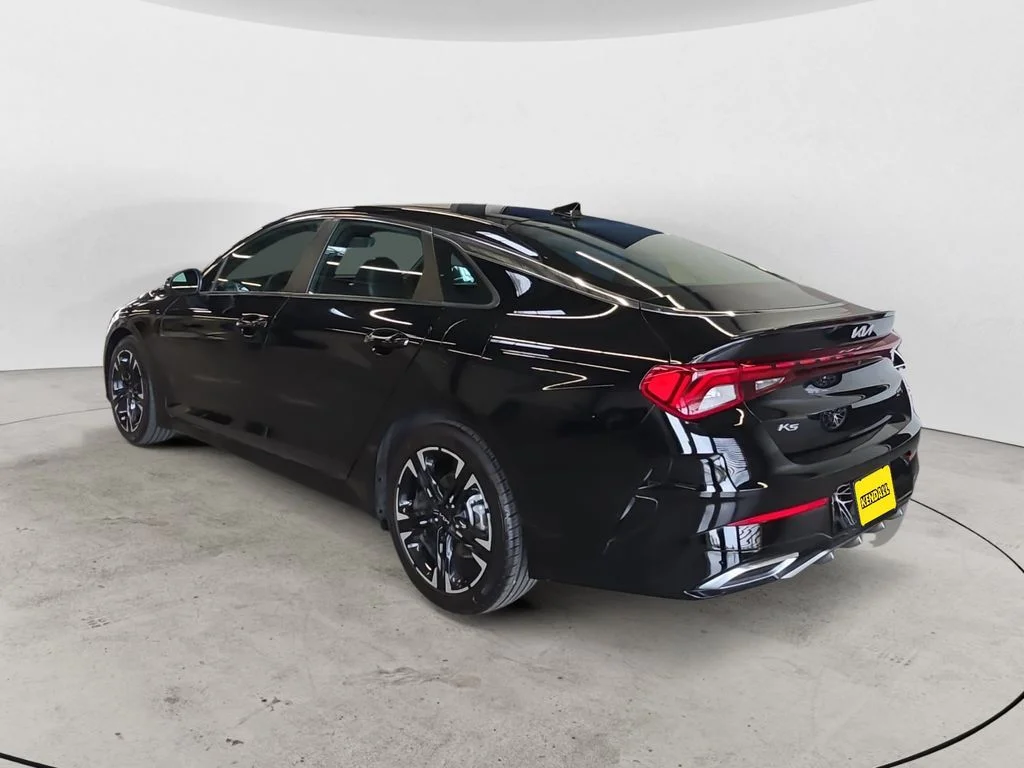 Used 2022 Black Kia GT-Line image 11