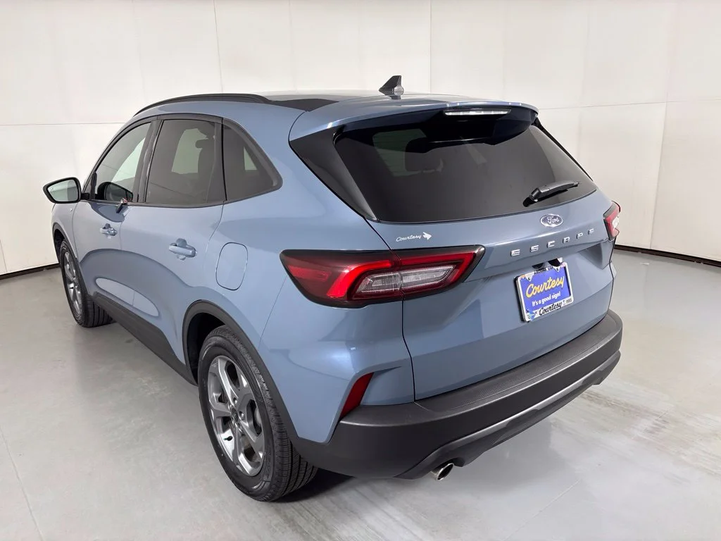 Used 2025 Blue Ford ST-Line image 6