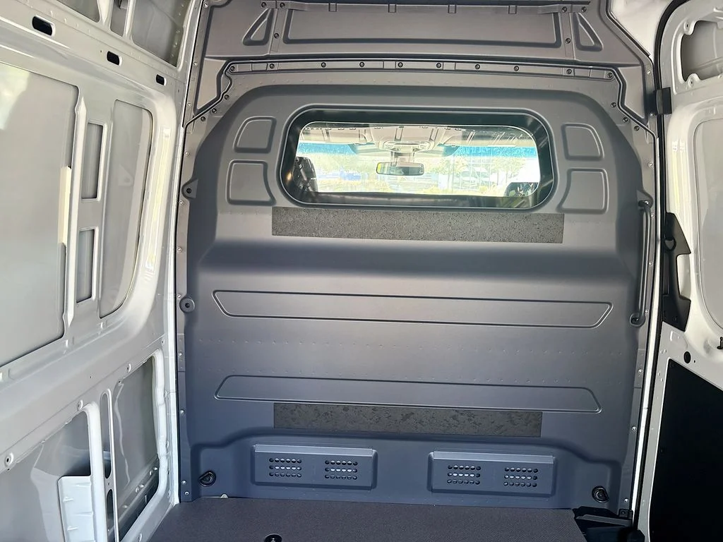 New 2025  Mercedes-Benz Cargo 170 WB image 24