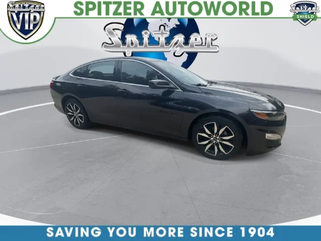 Used 2023 Gray Chevrolet RS image 18