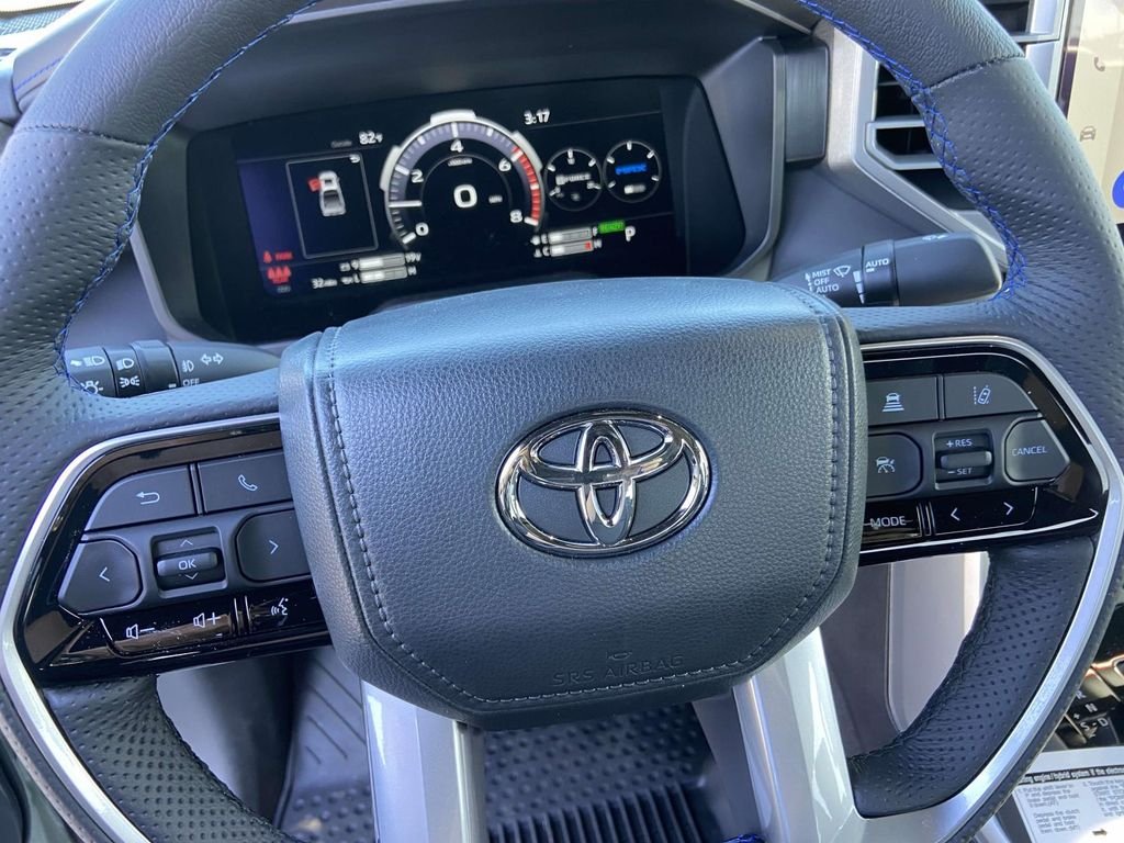 2025 Toyota Tundra Platinum - Photo 22