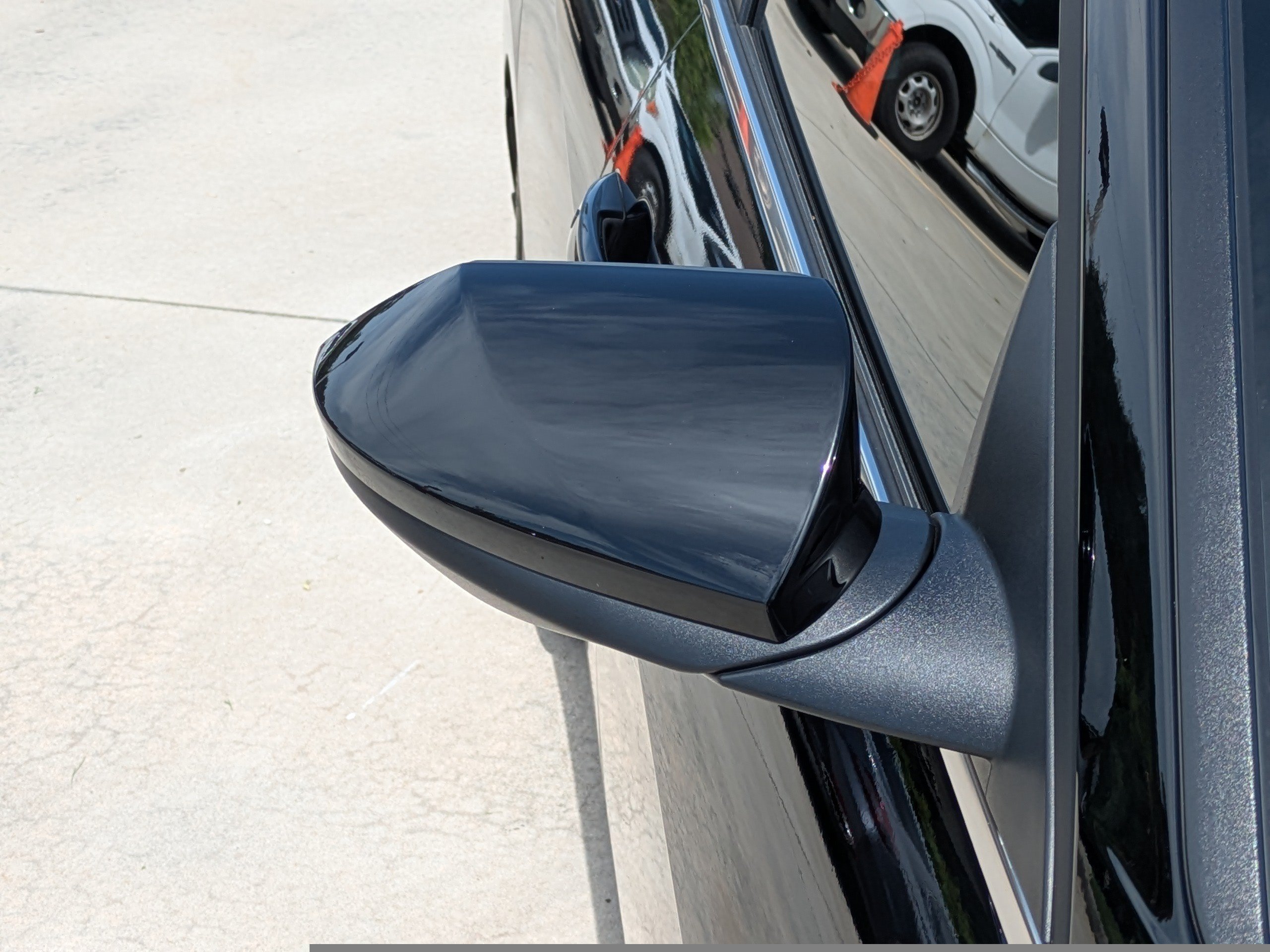 2025 Hyundai Elantra SEL - Photo 8