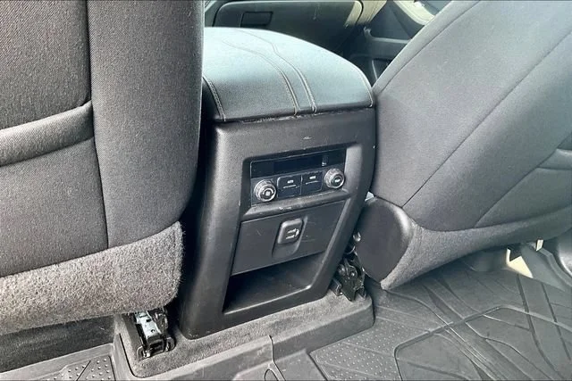 Used 2021 SATIN STEEL METALLIC Chevrolet LT Cloth image 10