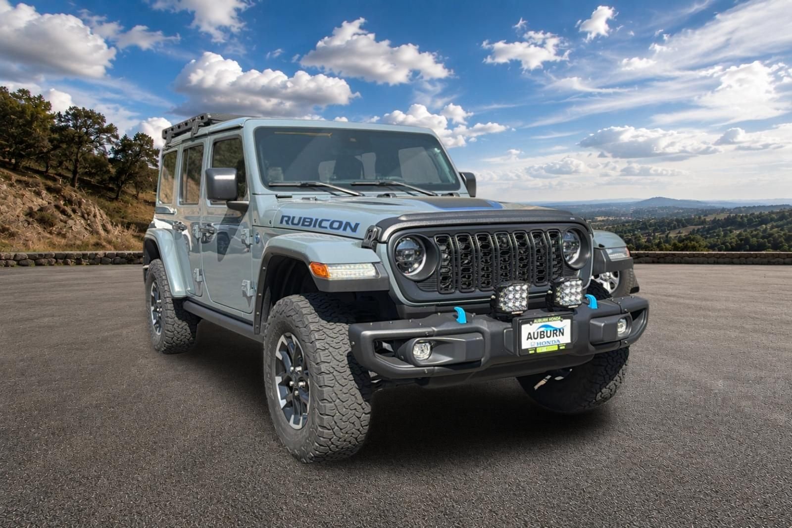 Used 2024 Anvil Clear Coat Jeep Rubicon 4xe image 2