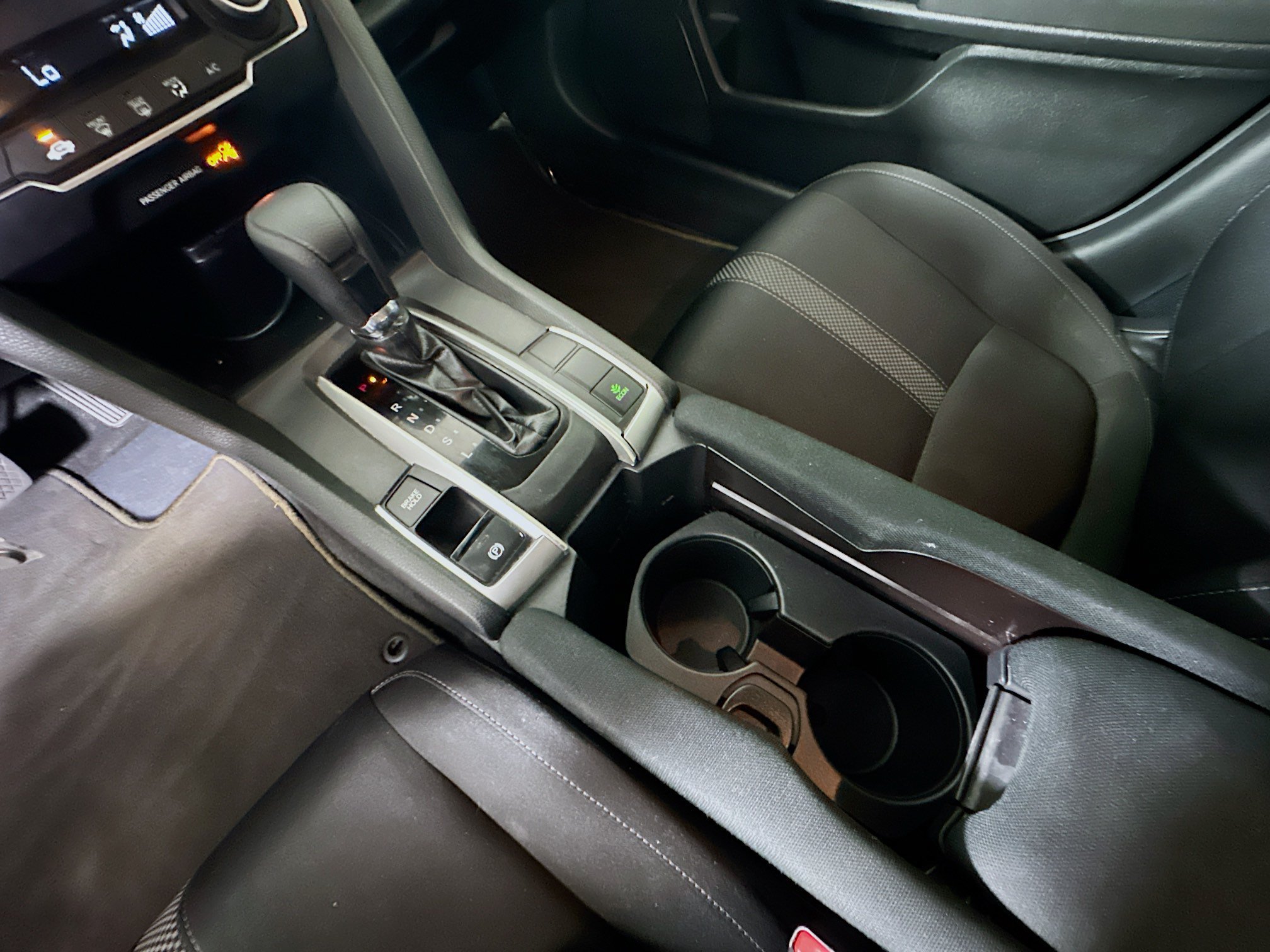 Used 2019 Red Honda LX image 21