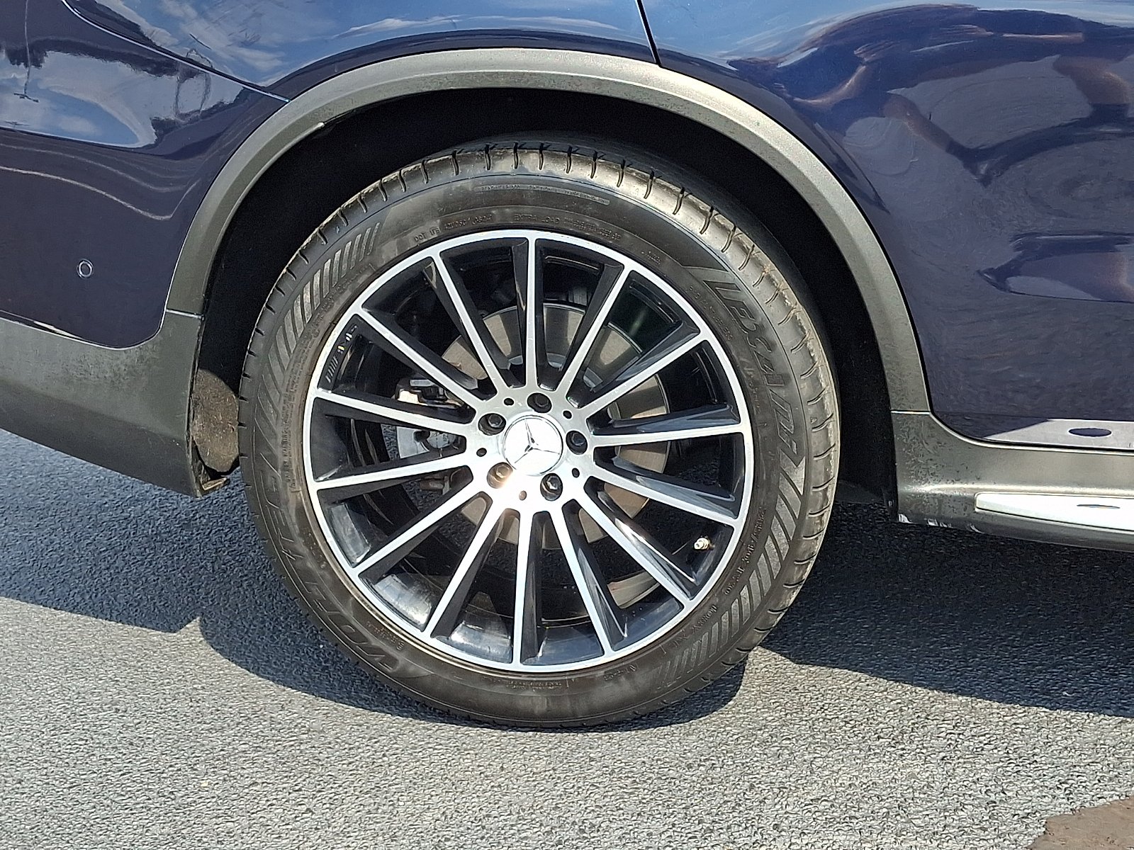 Used 2018 Lunar Blue Metallic - 890 Mercedes-Benz 4MATIC® image 8