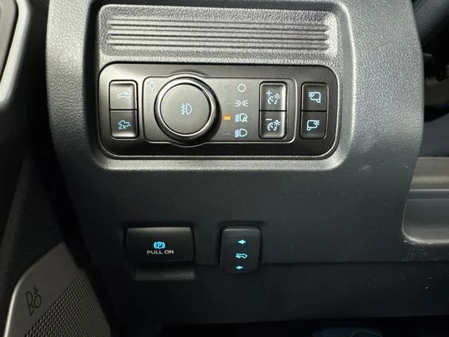 New 2026 Oxford White Ford Lariat image 20