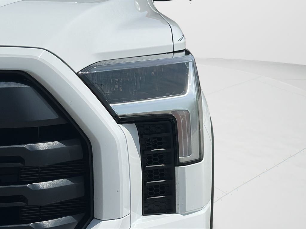 Used 2024 White Toyota SR5 image 27