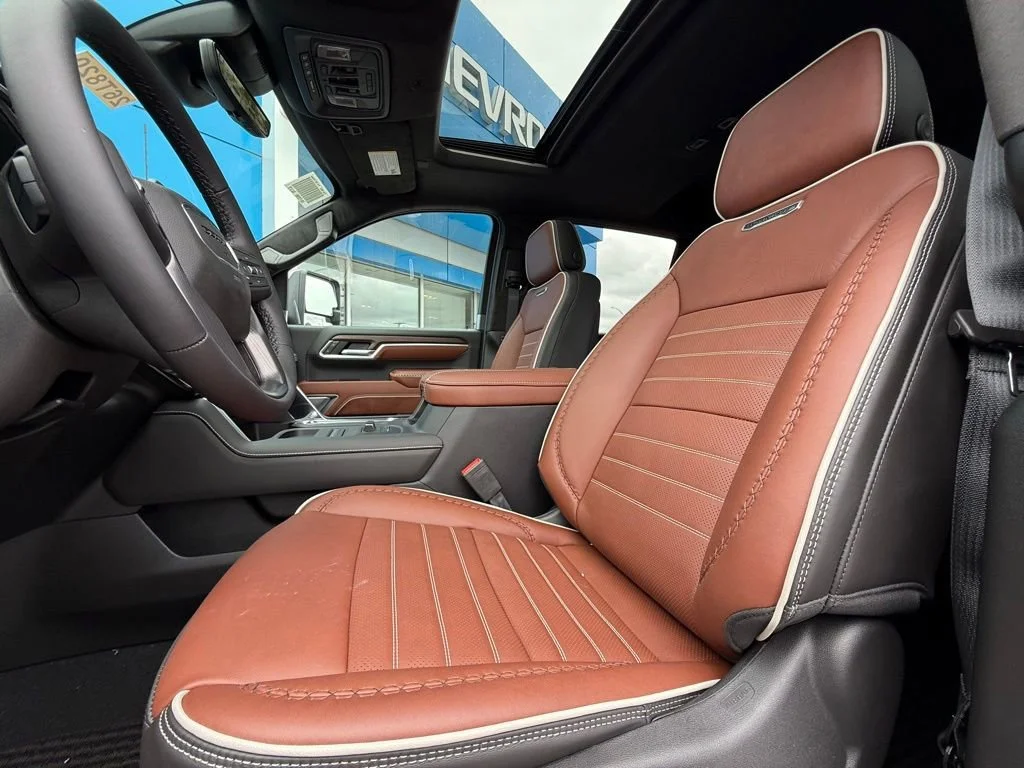 New 2026 Sterling Metallic GMC Denali Ultimate image 34
