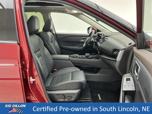 Used 2023 Scarlet Ember Tintcoat Nissan Platinum image 26