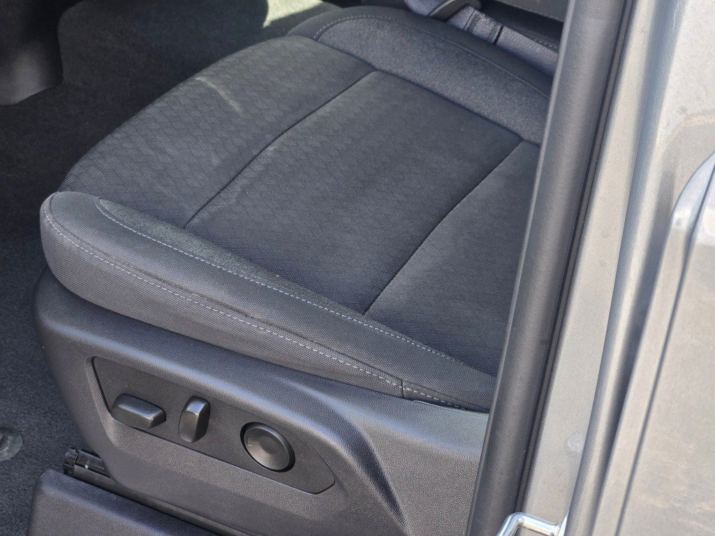 2025 Chevrolet Silverado 1500 LT - Photo 24