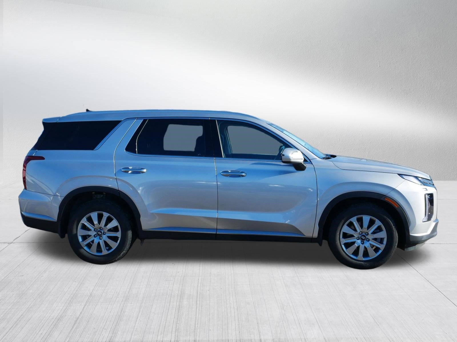 Certified Used 2025 Typhoon Silver Hyundai SEL image 8