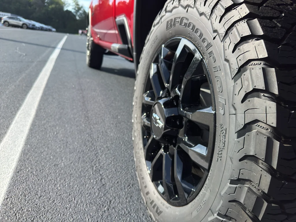 2026 Chevrolet Silverado 2500 HD LTZ - Photo 10