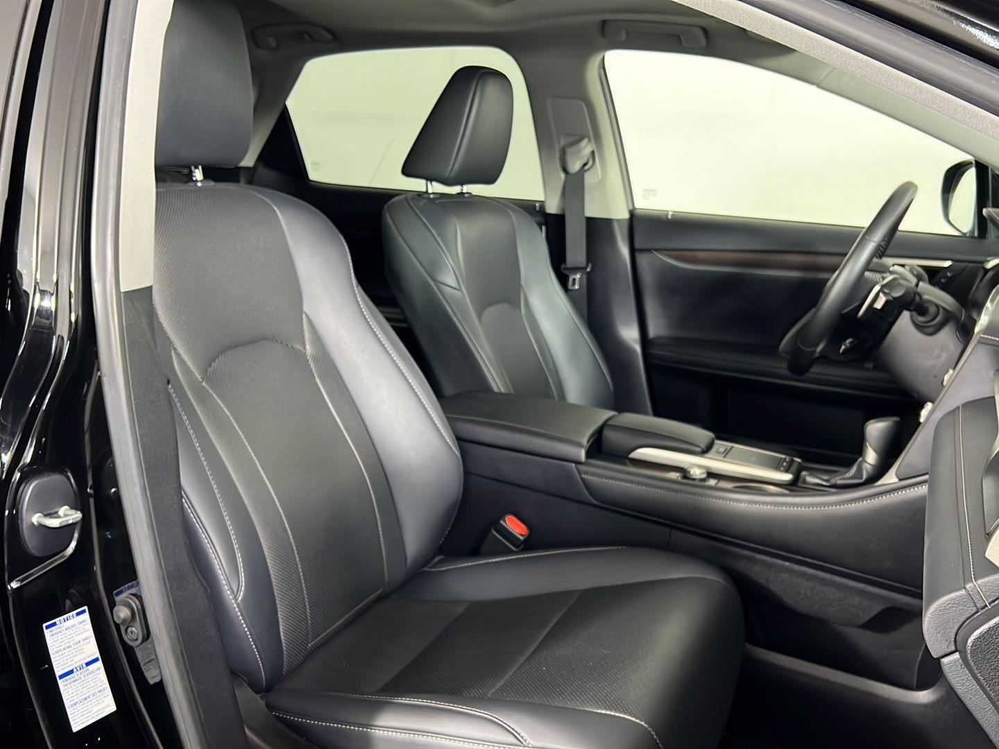 Used 2021  Lexus RX 350 image 23