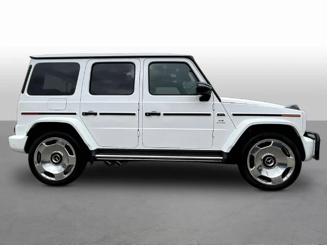 Used 2024 White Mercedes-Benz 4MATIC® image 8