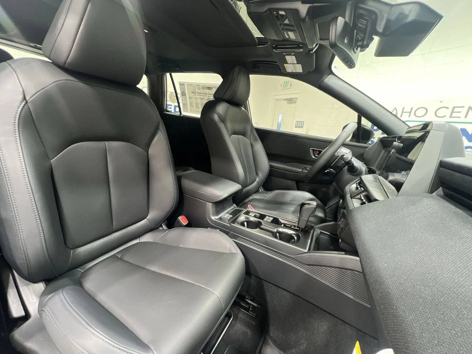 New 2026 RIVER ROCK PEARL Subaru Premium image 25