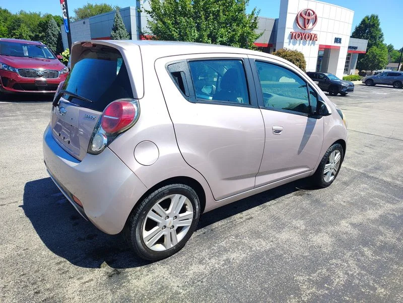 Used 2013 Red Chevrolet 1LT image 4