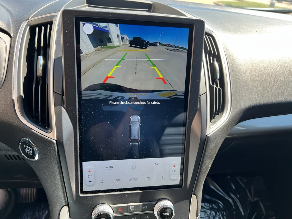 2024 Ford Edge SEL - Photo 16