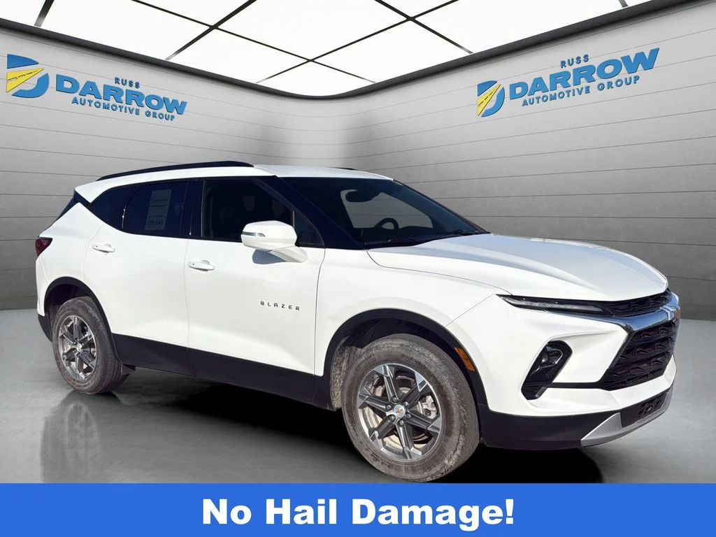 Used 2024 White Chevrolet LT image 7