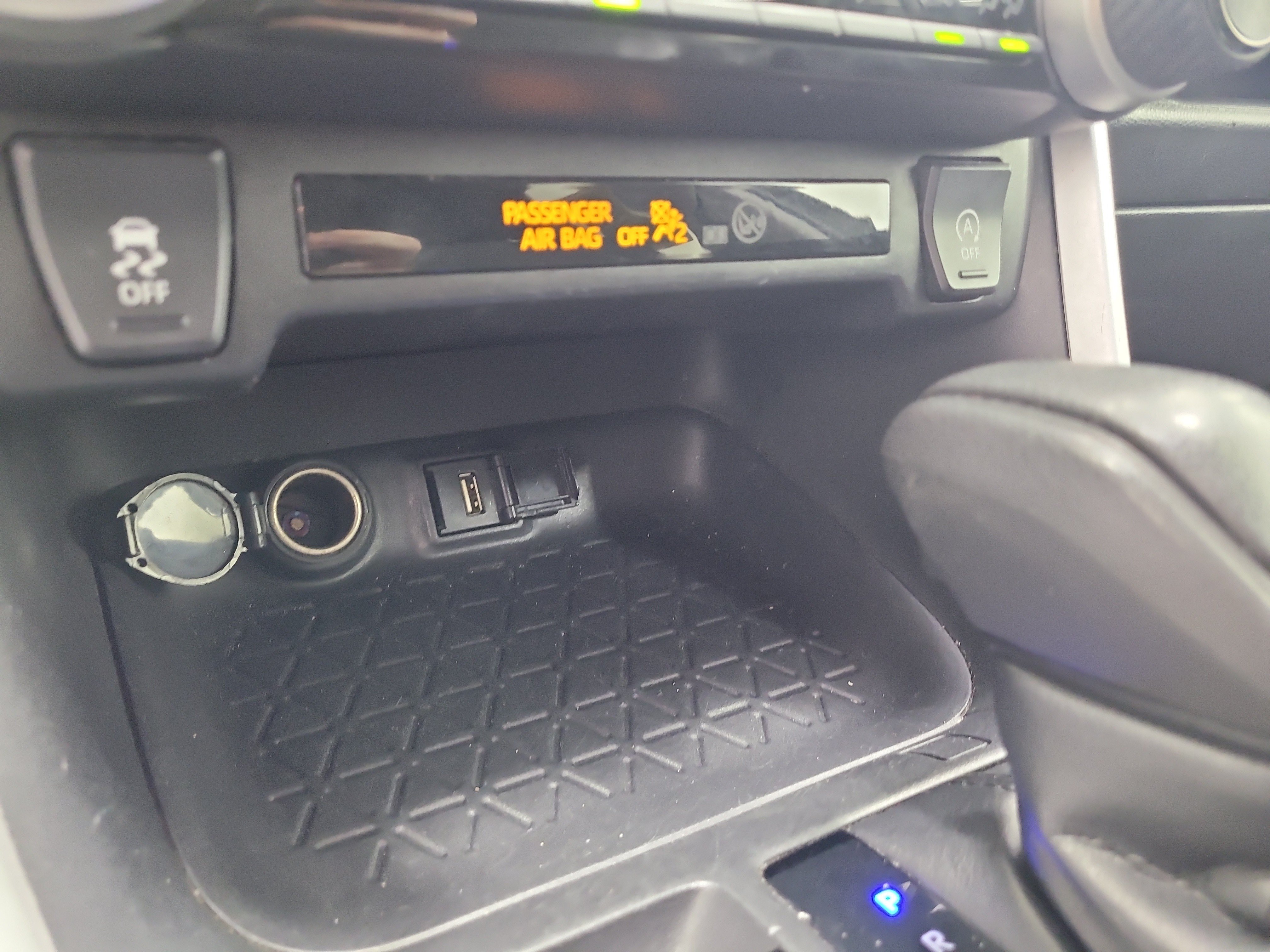 Used 2021 Black Toyota XLE image 24