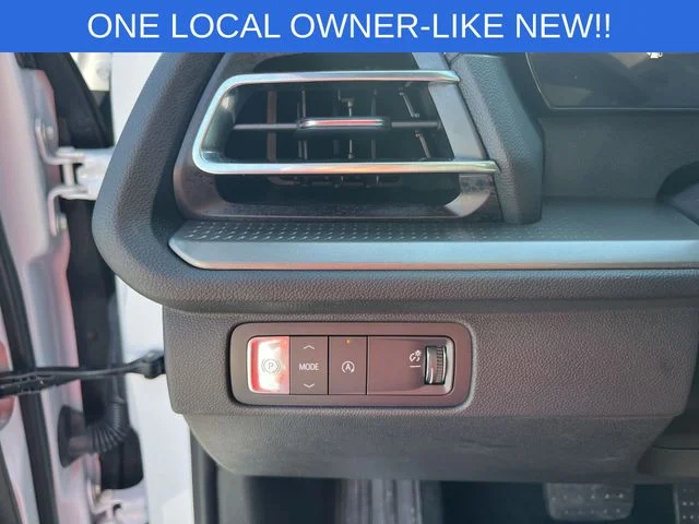 Used 2026 White Chevrolet LT image 17