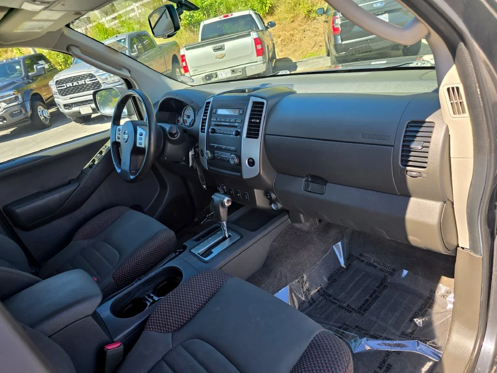 Used 2011 Black Nissan PRO-4X image 27