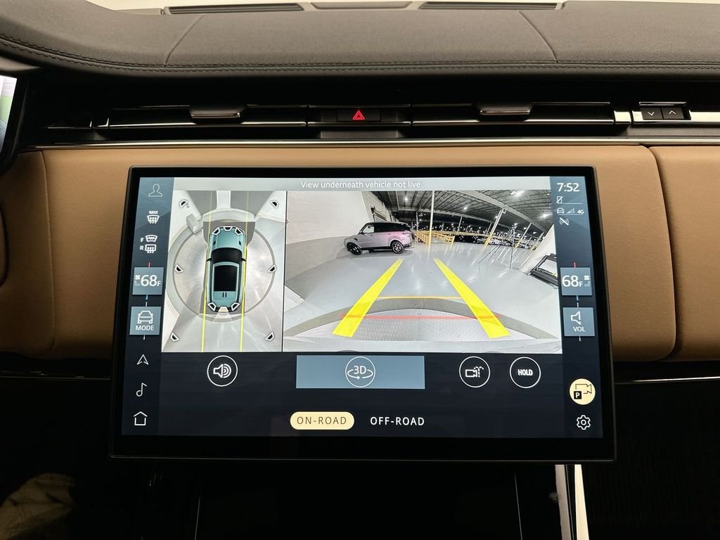 Certified Used 2025 Fuji White Land Rover Dynamic SE image 28